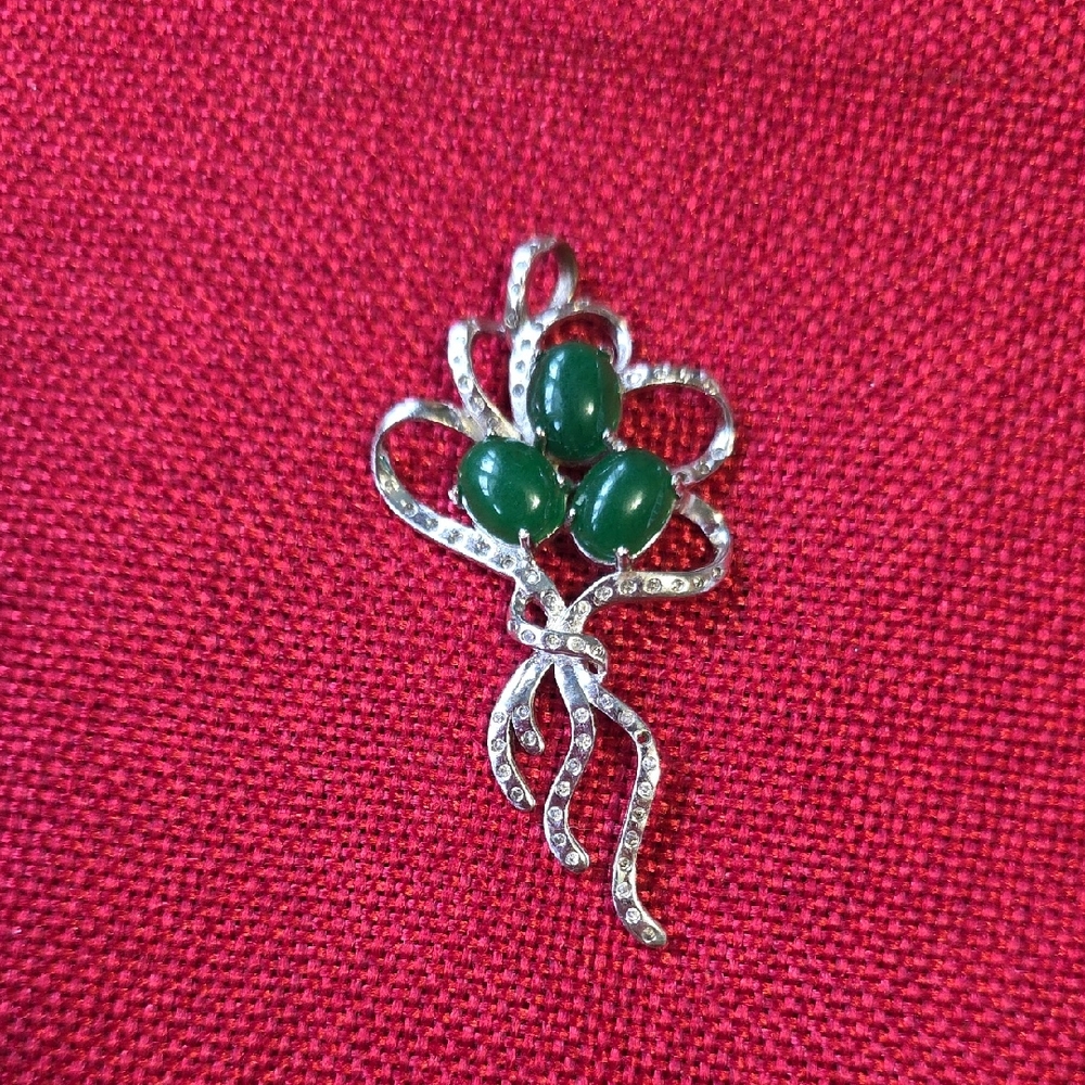 🌟FREE ADD-ON🌟 Elegant Vintage Sterling Silver Green Jade Agate Pendant